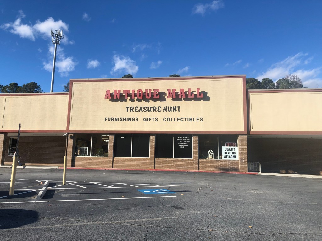 Episode 9: Treasure Hunt Antique Mall & Skint Chestnut Brewing